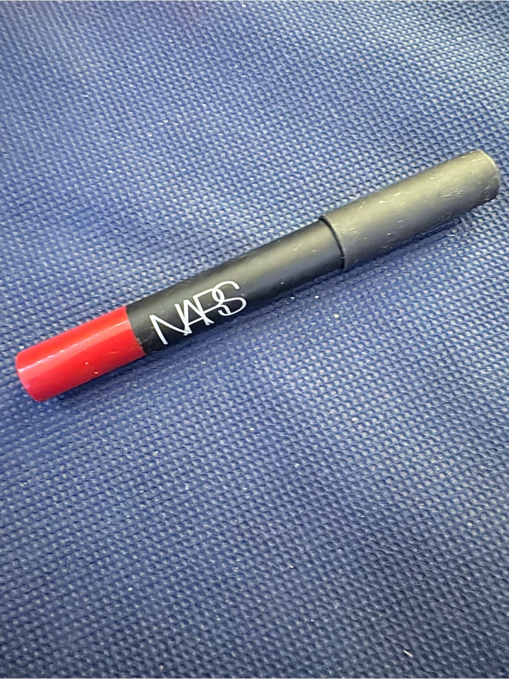NARS Red Lip Pencil in Mysterious Red